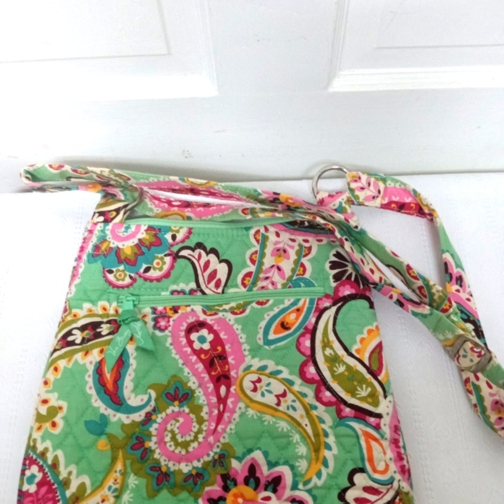 Vera Bradley Quitted Green Adjustable Crossbody Women's Purse - Picture 3 of 9